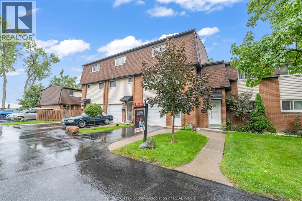 6312 THORNBERRY - 5