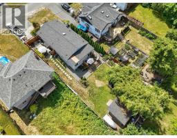 3054 Millgrove St, Saanich, BC V9A1X5 Photo 33