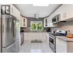 Kitchen - 3054 Millgrove St, Saanich, BC V9A1X5 Photo 7