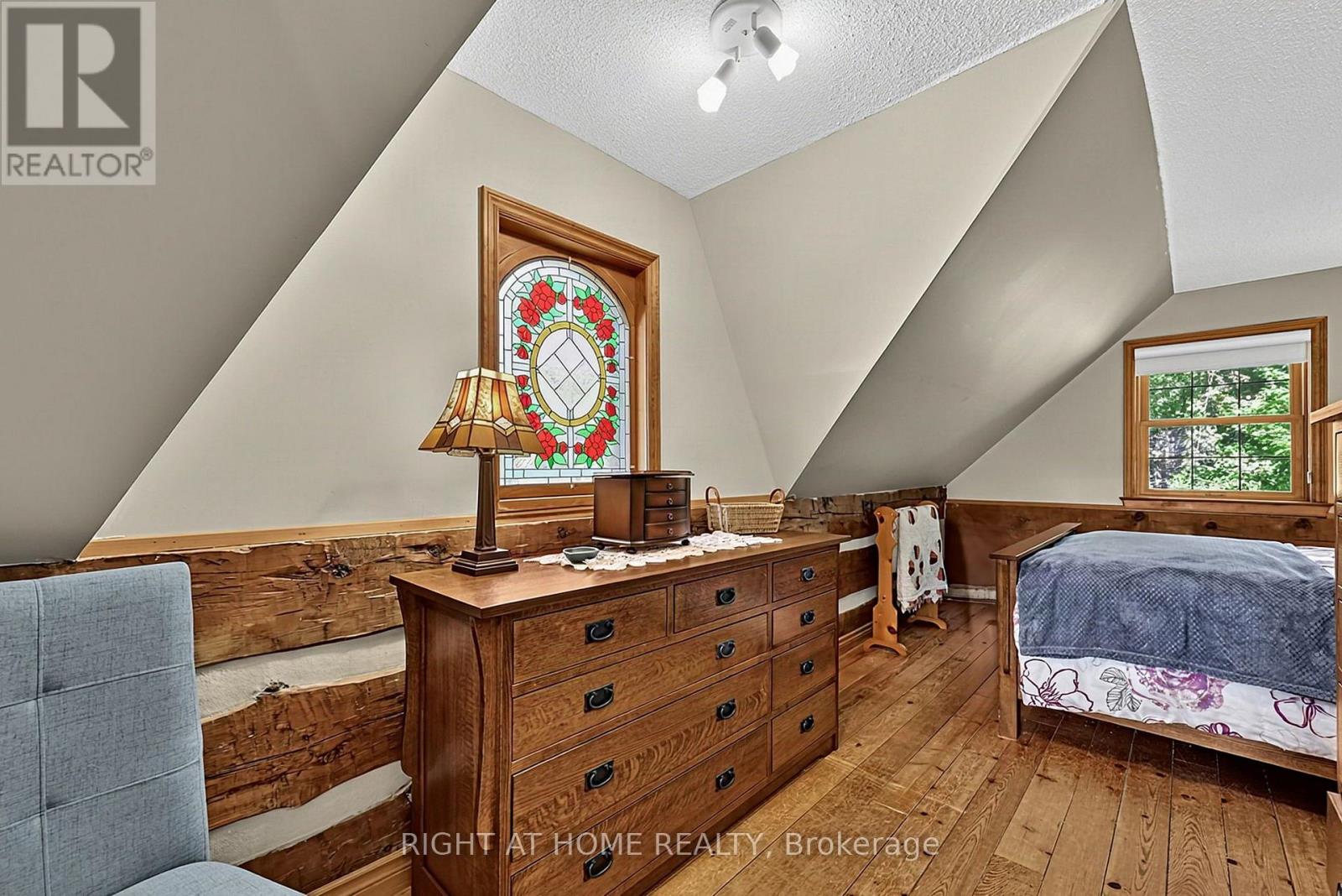 323 First Line, Oro-Medonte photo 24