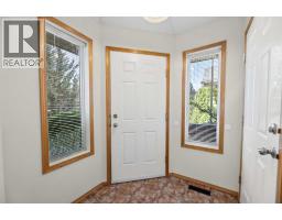 Primary Bedroom - 1509 Mary Place, Didsbury, AB T0M0W0 Photo 6