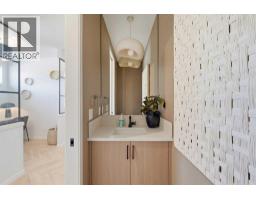 Kitchen - 345 West Grove Lane Sw, Calgary, AB T3H6K9 Photo 16