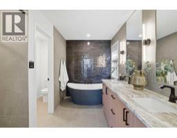 345 West Grove Lane Sw, Calgary, AB T3H6K9 Photo 28