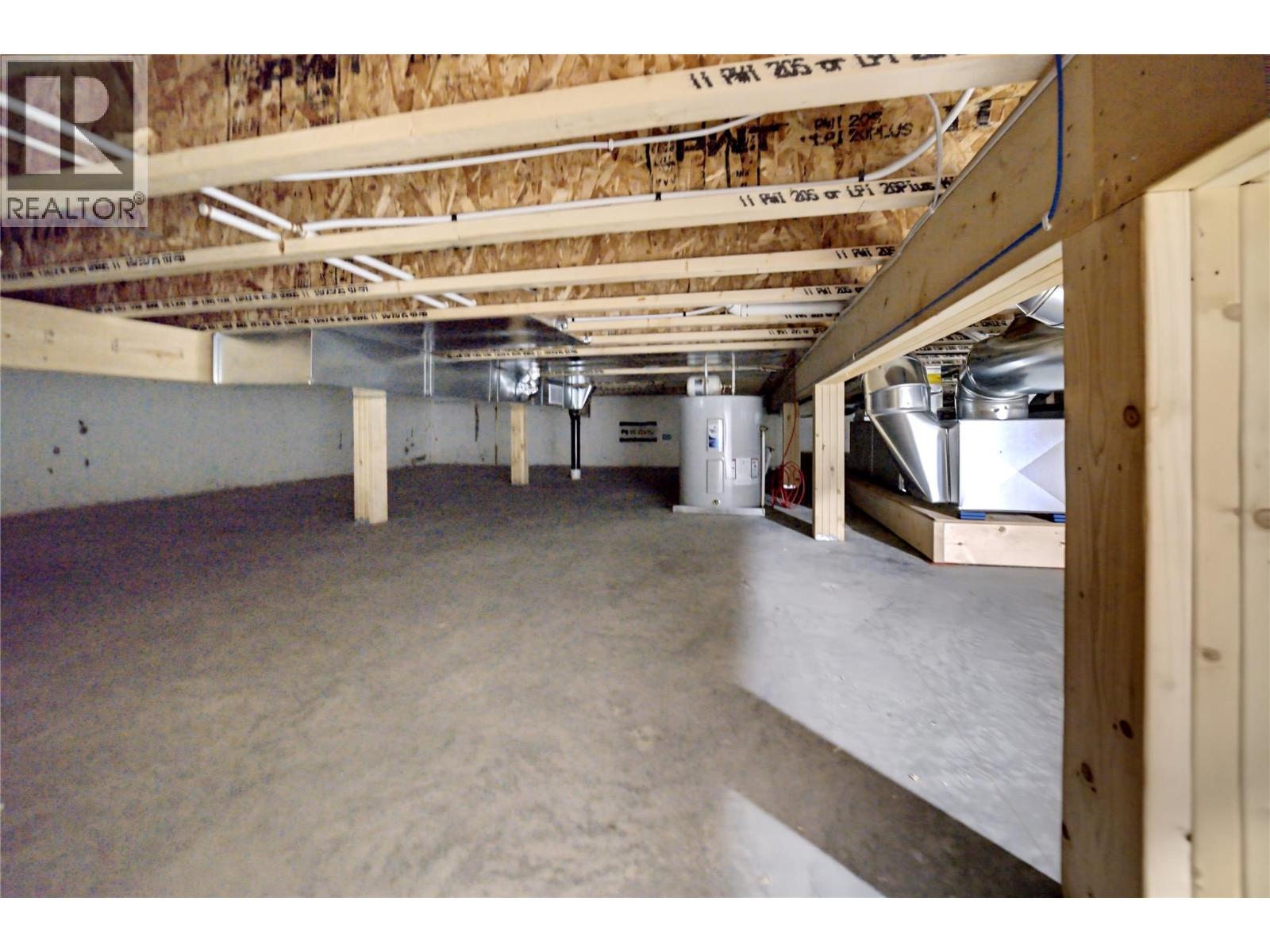 186 Salmon Arm Drive, Enderby