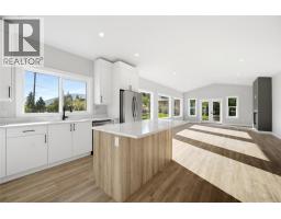 186 Salmon Arm Drive, Enderby, BC V4Y4C6 Photo 16
