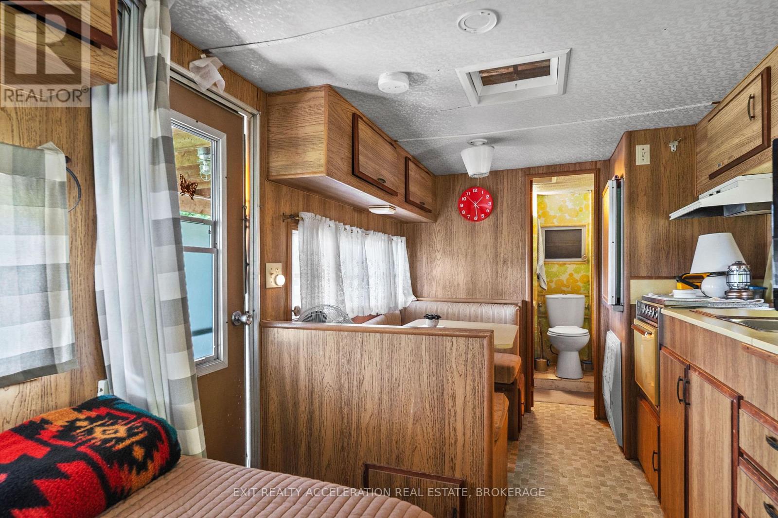 166 WHITE LAKE ROAD - 23