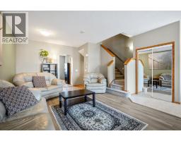 209 Strathcona Circle - photo 5