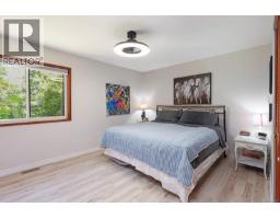 6585 Walker Frontage Rd, Fanny Bay, BC V0R1W0 Photo 18