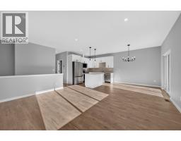 Primary Bedroom - 3279 B Schubert Road, Kamloops, BC V2B6Y4 Photo 8