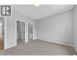 Living room - 3279 B Schubert Road, Kamloops, BC V2B6Y4 Photo 11