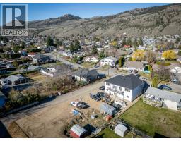 3279 B Schubert Road, Kamloops, BC V2B6Y4 Photo 30