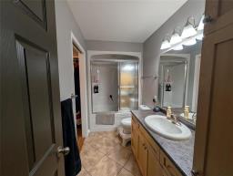 27 Aldrin Way, Brandon, MB R7A2T7 Photo 23