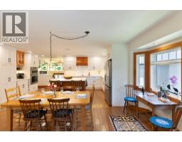 Full bathroom - 1915 Aspen Crescent, Revelstoke, BC V0E2S3 Photo 16