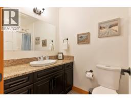 1915 Aspen Crescent, Revelstoke, BC V0E2S3 Photo 30