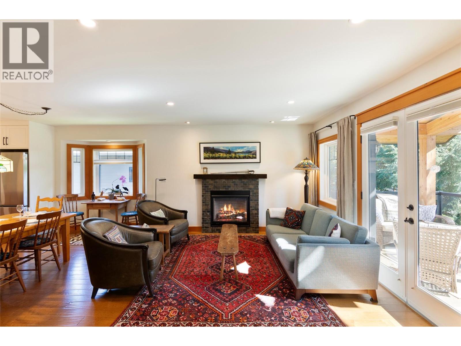 1915 Aspen Crescent - 17