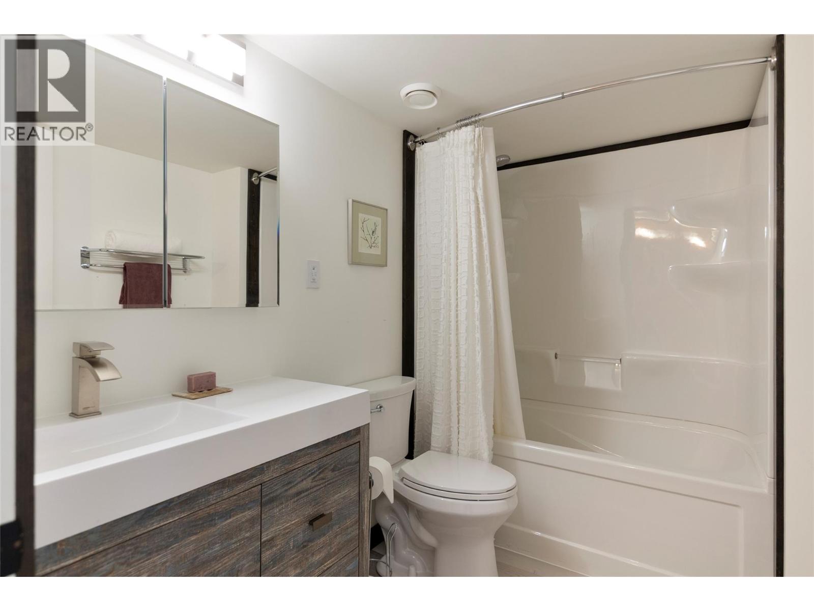 1915 Aspen Crescent - 57