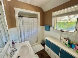Den - 186 Vivian Street, Neepawa, MB R0J1H0 Photo 10