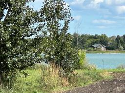 2 Night Swimming Drive, Lake Manitoba Narrows, MB R0L1S0 Photo 30