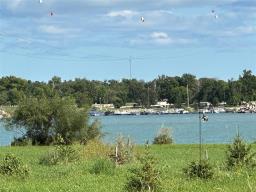 2 Night Swimming Drive, Lake Manitoba Narrows, MB R0L1S0 Photo 31