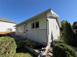 2312 Rosser Avenue, Brandon, MB R7B0E3 Photo 14