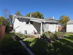 2312 Rosser Avenue, Brandon, MB R7B0E3 Photo 37