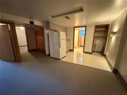 Living room/Dining room - 2312 Rosser Avenue, Brandon, MB R7B0E3 Photo 8