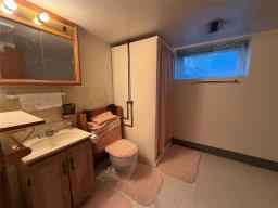 Bedroom - 2312 Rosser Avenue, Brandon, MB R7B0E3 Photo 9