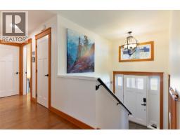 1915 Aspen Crescent, Revelstoke, BC V0E2S3 Photo 35