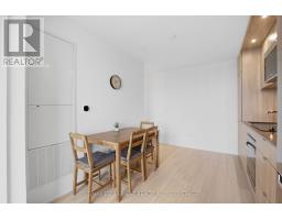 2010 - 60 Central Park Road Way, Toronto, ON M9A0E6 Photo 9