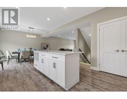 Bathroom - Unit 2 - 8 Golf Links Road, Kincardine, ON N2Z0G1 Photo 10