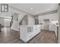 Bedroom 2 - Unit 2 - 8 Golf Links Road, Kincardine, ON N2Z0G1 Photo 9
