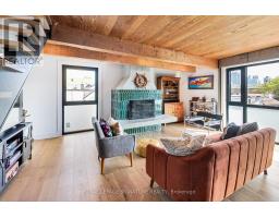 Upper - 6 Littlehayes Lane, Toronto, ON M5T1L8 Photo 10