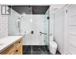 Upper - 6 Littlehayes Lane, Toronto, ON M5T1L8 Photo 24
