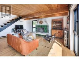 Upper - 6 Littlehayes Lane, Toronto, ON M5T1L8 Photo 9