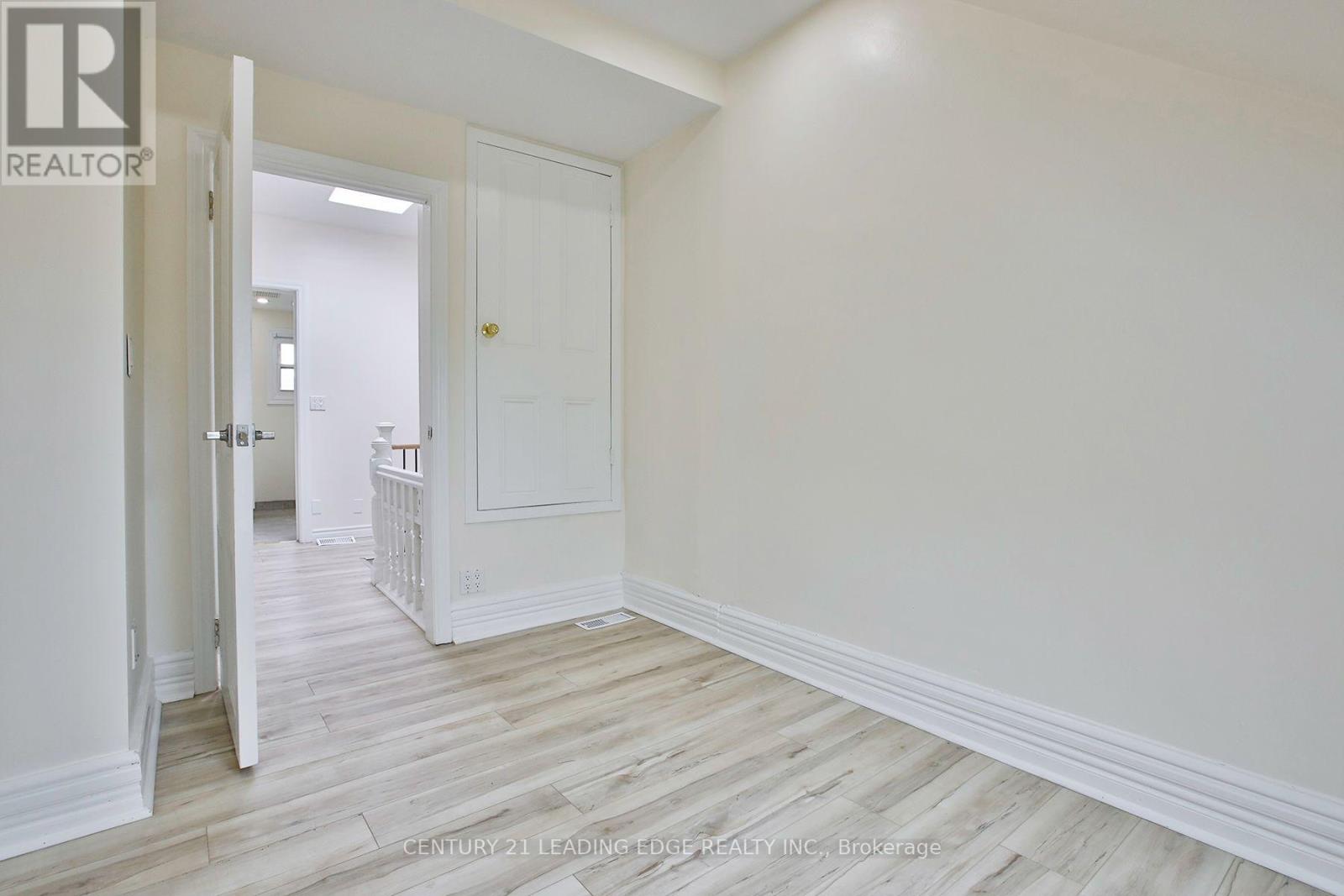 9 BORDEN STREET - Image 42