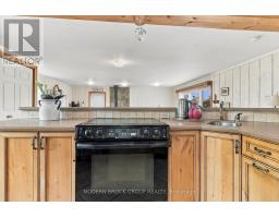 Kitchen - 1590 County Road 2 Road, Augusta, ON K0E1T0 Photo 14