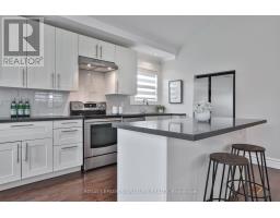 17 Flora Drive, Toronto, ON M1P1A1 Photo 16