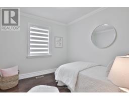 17 Flora Drive, Toronto, ON M1P1A1 Photo 19