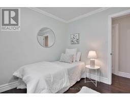 17 Flora Drive, Toronto, ON M1P1A1 Photo 20