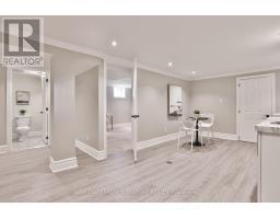 17 Flora Drive, Toronto, ON M1P1A1 Photo 30