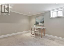 17 Flora Drive, Toronto, ON M1P1A1 Photo 38