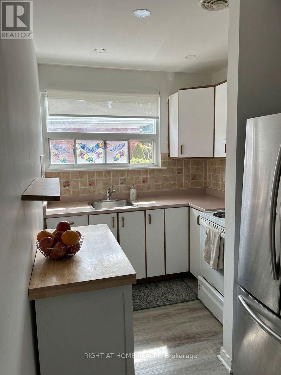 58 DEANVAR AVENUE - 7