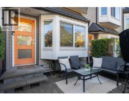 329 Garden Drive, Vancouver, BC V5L4Z1 Photo 9