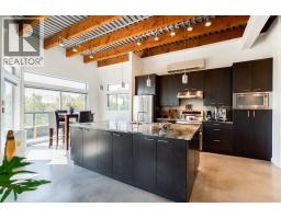 1075 W 1st Street, North Vancouver, BC V7P3T4 Photo 10