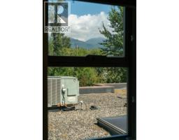 1075 W 1st Street, North Vancouver, BC V7P3T4 Photo 38