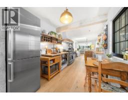 626 E 13th Street, North Vancouver, BC V7L2M5 Photo 11