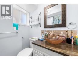 626 E 13th Street, North Vancouver, BC V7L2M5 Photo 32