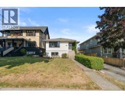 626 E 13th Street, North Vancouver, BC V7L2M5 Photo 36