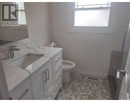 533 The Queensway S Street, Georgina, ON L4P2E7 Photo 14