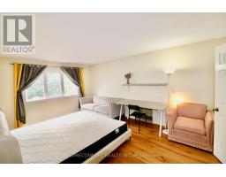 12 Banbury Court, Aurora, ON L4G3M9 Photo 22
